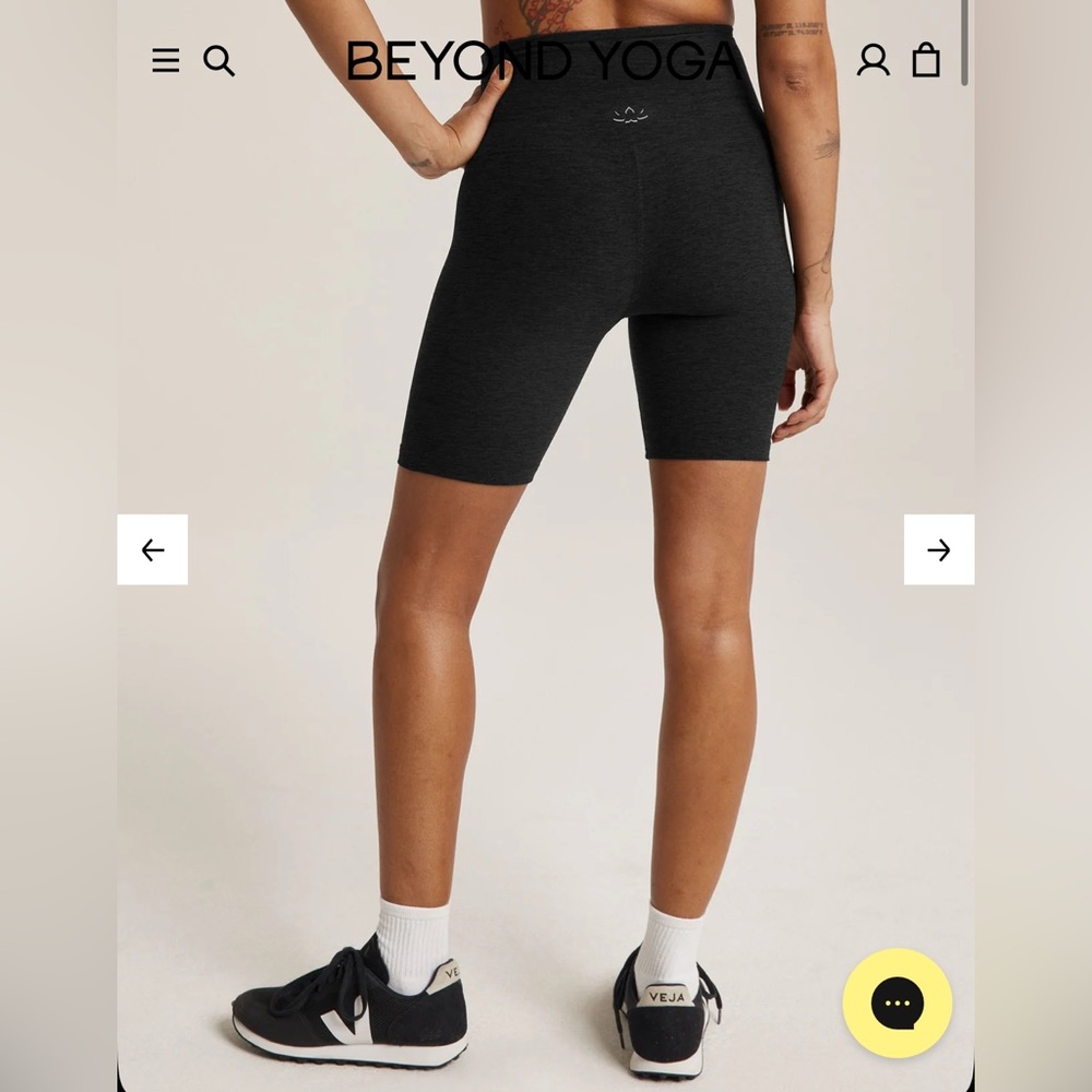Beyond Yoga Women’s Spacedye Keep Pace 7" Short biker shorts XS Darkest Night